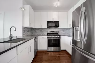 1111 W 15th Street #410, Chicago, IL 60608 - Photo 8