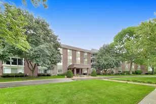 1030 S Fernandez Ave, Arlington Heights, IL 60005 - Photo 1