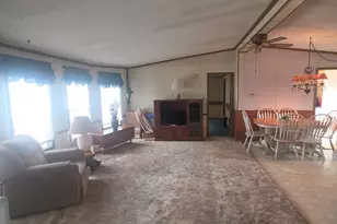 17 Cedar Ln, Sandwich, IL 60548 - Photo 12