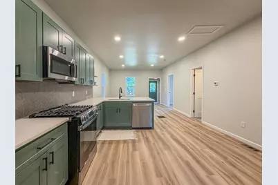 913 W Tremont Street, Champaign, IL 61821 - Photo 16