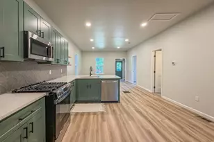 913 W Tremont St, Champaign, IL 61821 - Photo 16