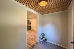 913 W Tremont St, Champaign, IL 61821 - Photo 6