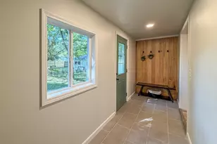 913 W Tremont St, Champaign, IL 61821 - Photo 28