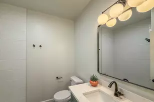 913 W Tremont St, Champaign, IL 61821 - Photo 22