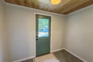 913 W Tremont St, Champaign, IL 61821 - Photo 8