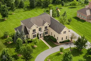 23 Wood Oaks Dr, South Barrington, IL 60010 - Photo 1