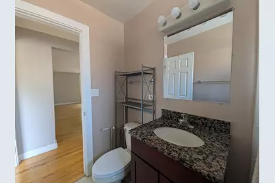 2704 W Lunt Avenue #203, Chicago, IL 60645 - Photo 12