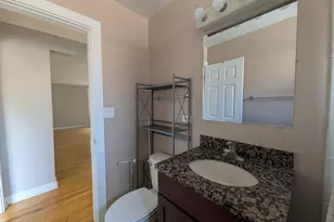 2704 W Lunt Ave, Chicago, IL 60645 - Photo 12