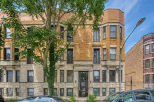 4214 N Kenmore Ave, Chicago, IL 60613 - Photo 1