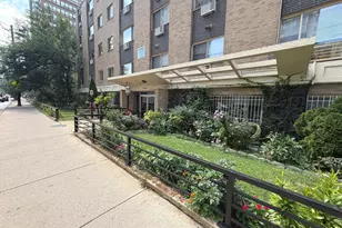 5730 N Sheridan Rd, Chicago, IL 60660 - Photo 2