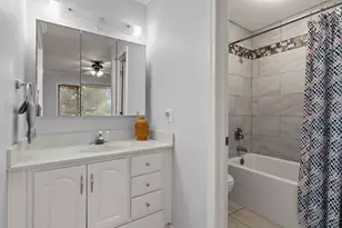 1296 Farnsworth Ln, Buffalo Grove, IL 60089 - Photo 14