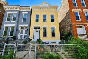 1433 W Superior St, Chicago, IL 60642 - Photo 1