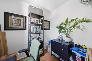 1433 W Superior St, Chicago, IL 60642 - Photo 18