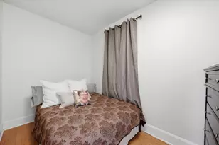 1433 W Superior St, Chicago, IL 60642 - Photo 10