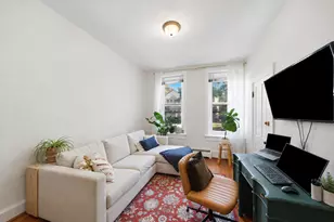 1433 W Superior St, Chicago, IL 60642 - Photo 2