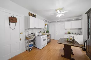 1433 W Superior St, Chicago, IL 60642 - Photo 16