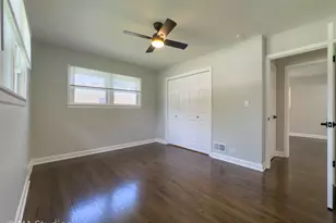 4256 Golf Rd, Skokie, IL 60076 - Photo 16