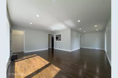 4256 Golf Road, Skokie, IL 60076 - Photo 4