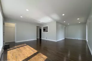 4256 Golf Rd, Skokie, IL 60076 - Photo 4