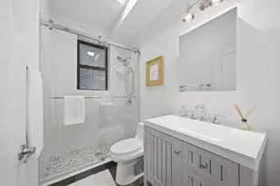 1122 W Armitage Ave, Chicago, IL 60614 - Photo 12