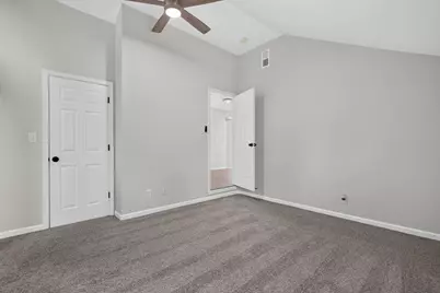 1721 Kelly Avenue, Crest Hill, IL 60403 - Photo 14