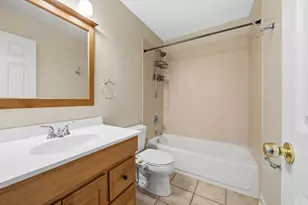 401 Division St, Saint Charles, IL 60174 - Photo 24