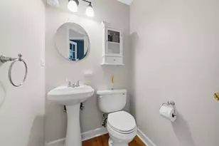 401 Division St, Saint Charles, IL 60174 - Photo 16