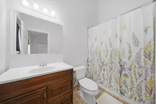 4550 S McDowell Ave, Chicago, IL 60609 - Photo 16