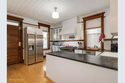 2335 W Walton Street, Chicago, IL 60622 - Photo 12
