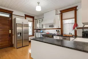 2335 W Walton St, Chicago, IL 60622 - Photo 12