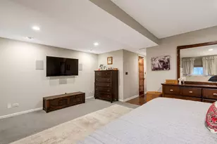 2335 W Walton St, Chicago, IL 60622 - Photo 18
