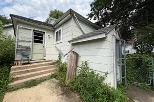 201 S Barber Ave, Polo, IL 61064 - Photo 36