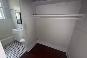 6748 N Ashland Ave, Chicago, IL 60626 - Photo 8