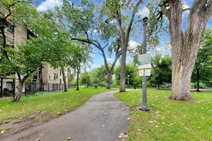 4852 N Sacramento Ave, Chicago, IL 60625 - Photo 20