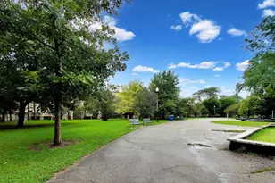 4852 N Sacramento Ave, Chicago, IL 60625 - Photo 22