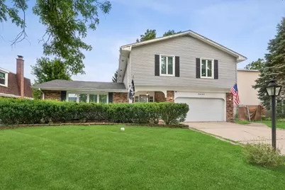 17W467 Portsmouth Drive, Darien, IL 60561 - Photo 1