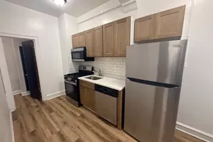 6748 N Ashland Ave, Chicago, IL 60626 - Photo 4