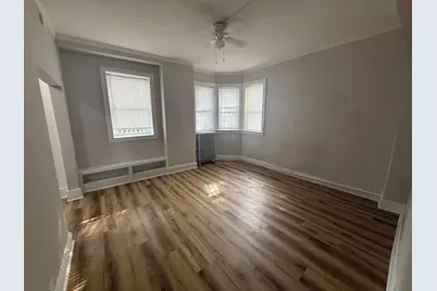 6748 N Ashland Avenue #L3, Chicago, IL 60626 - Photo 2
