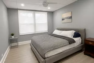 1812 W Erie St, Chicago, IL 60622 - Photo 18