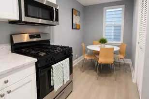 1812 W Erie St, Chicago, IL 60622 - Photo 16