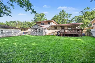 906 N Rainbow Dr, Glenwood, IL 60425 - Photo 24