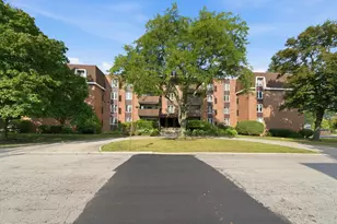 120 S Spruce Ave, Wood Dale, IL 60191 - Photo 6