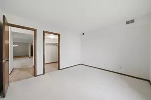 120 S Spruce Ave, Wood Dale, IL 60191 - Photo 28