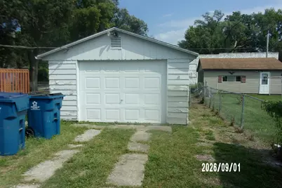 816 S Fifth Street S, Hoopeston, IL 60942 - Photo 4