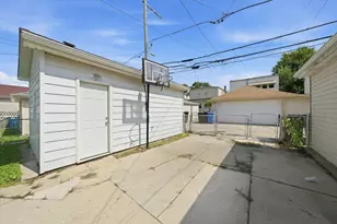 2423 N Newland Ave, Chicago, IL 60707 - Photo 44