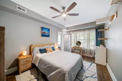 1114 Main Street #1W, Evanston, IL 60202 - Photo 10