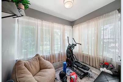 1114 Main Street #1W, Evanston, IL 60202 - Photo 12