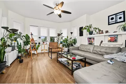 7605 S Calumet Avenue, Chicago, IL 60619 - Photo 2