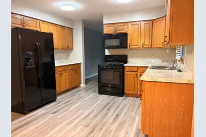 5431 Ebony Court, Gurnee, IL 60031 - Photo 4