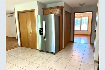415 Stanford Drive, Shorewood, IL 60404 - Photo 14